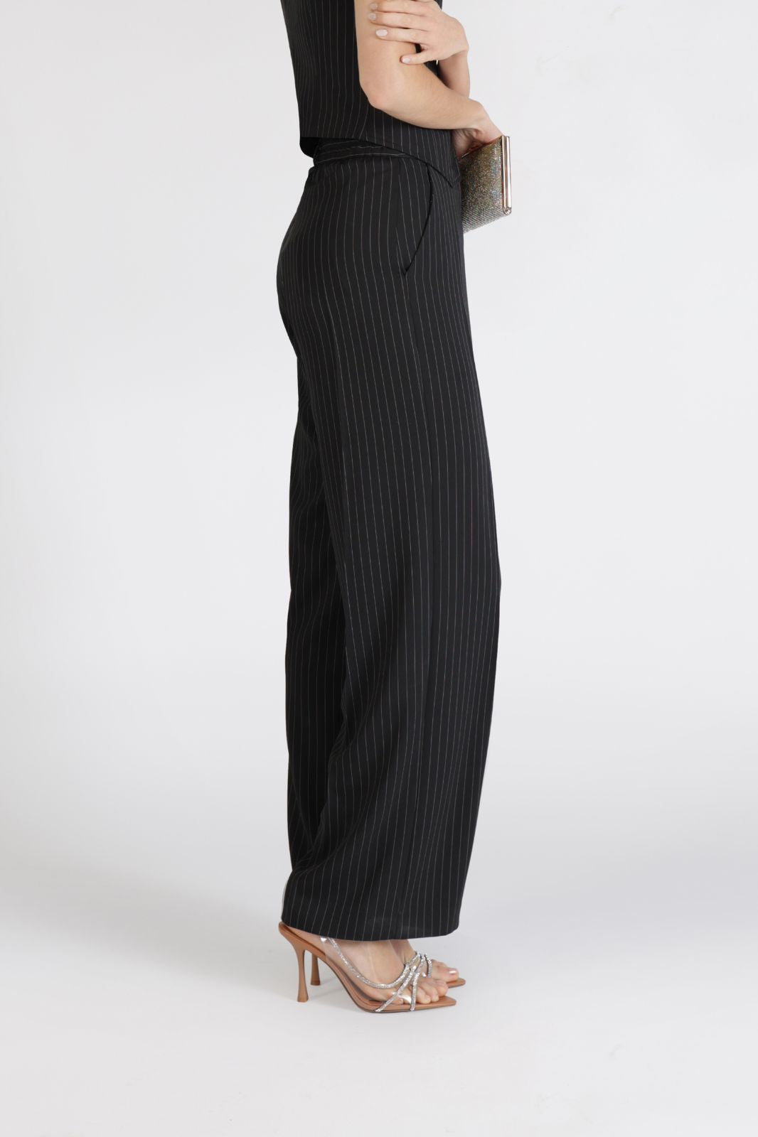 Eleonora Stasi pantaloni pin stripes